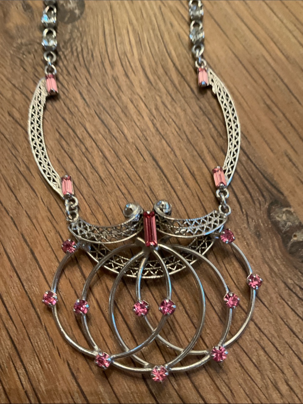 Vintage Costume Jewelry Set With Pink Crystals And Silver Tone Filigree. - Picture 3 of 5